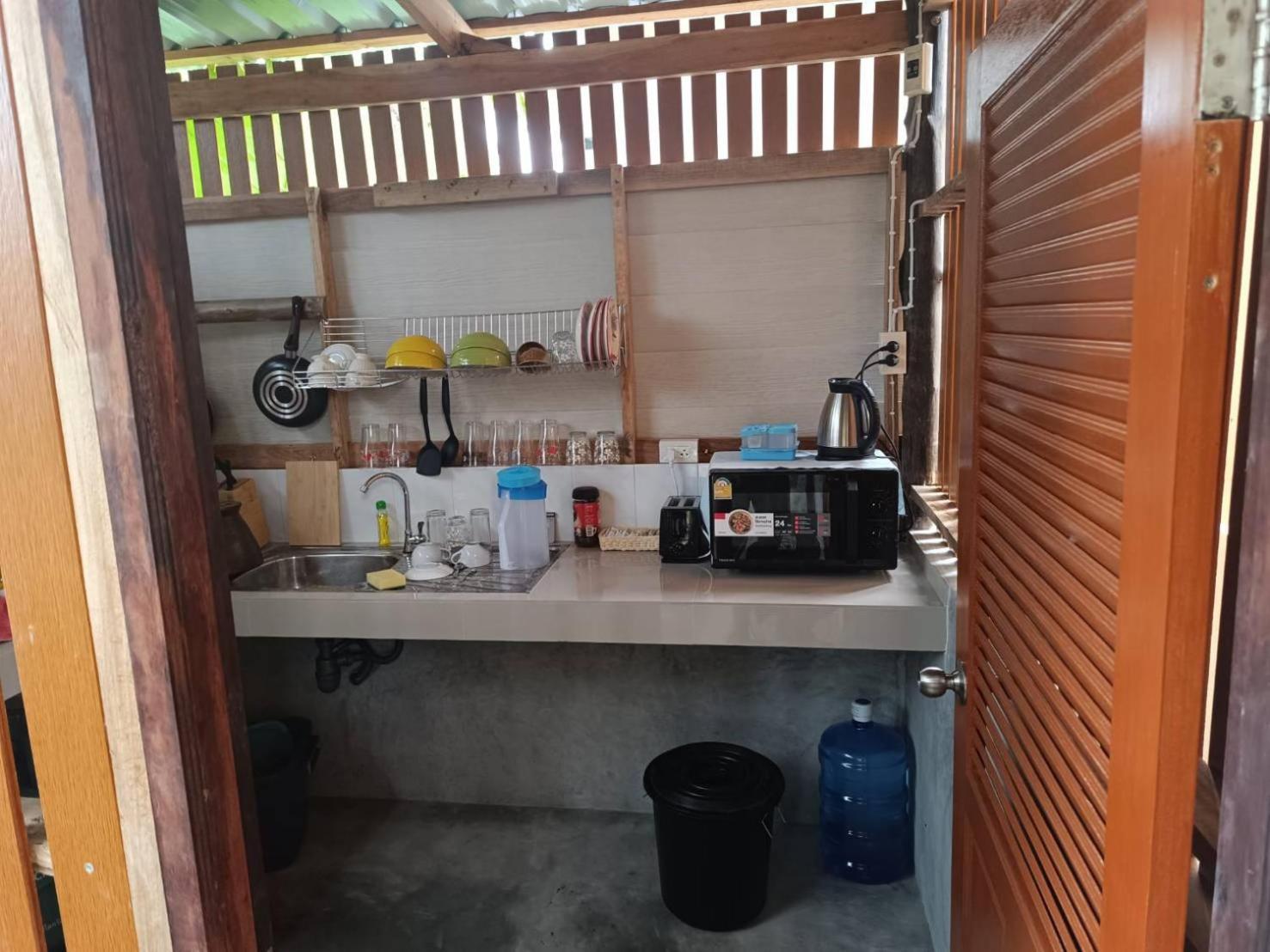 Lanta Lucky House Hotel Koh Lanta Ngoại thất bức ảnh