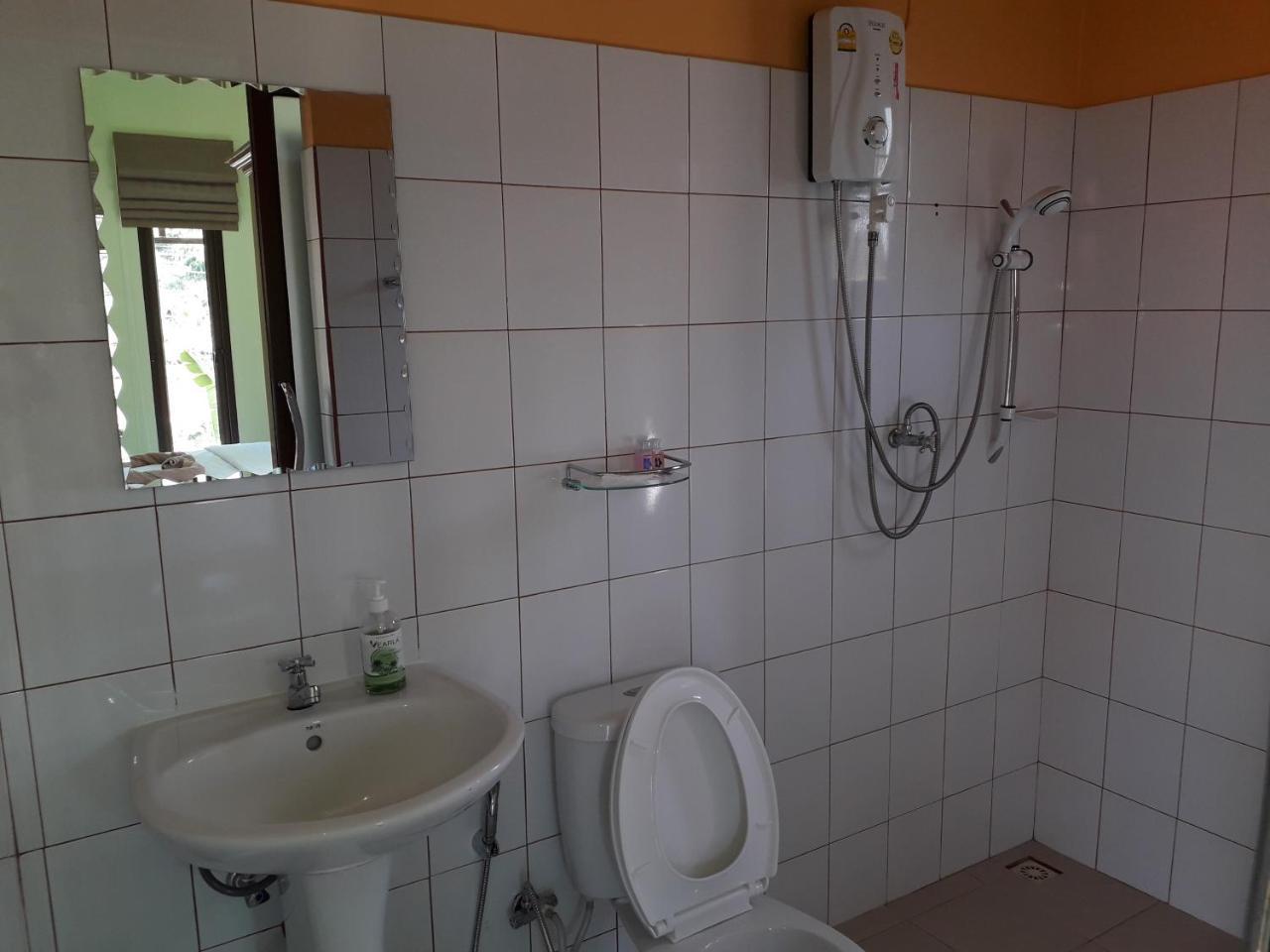 Lanta Lucky House Hotel Koh Lanta Ngoại thất bức ảnh